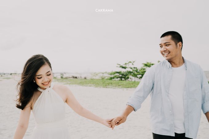 Prewedding Photoshoot Sabar & Tiara by Nike Makeup & Hairdo - 005 Prewedding Photoshoot Sabar & Tiara by Nike Makeup & Hairdo - 005