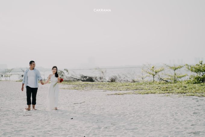 Prewedding Photoshoot Sabar & Tiara by Nike Makeup & Hairdo - 004 Prewedding Photoshoot Sabar & Tiara by Nike Makeup & Hairdo - 004