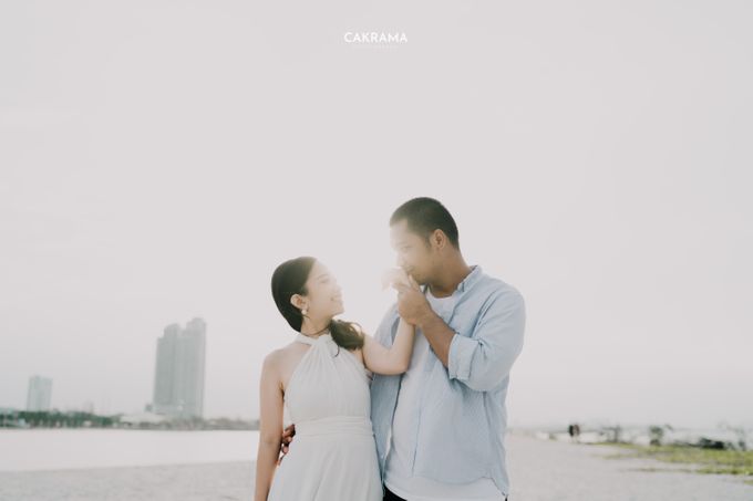 Prewedding Photoshoot Sabar & Tiara by Nike Makeup & Hairdo - 002 Prewedding Photoshoot Sabar & Tiara by Nike Makeup & Hairdo - 002