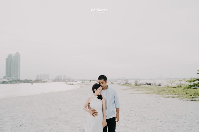 Prewedding Photoshoot Sabar & Tiara by Nike Makeup & Hairdo - 001 Prewedding Photoshoot Sabar & Tiara by Nike Makeup & Hairdo - 001
