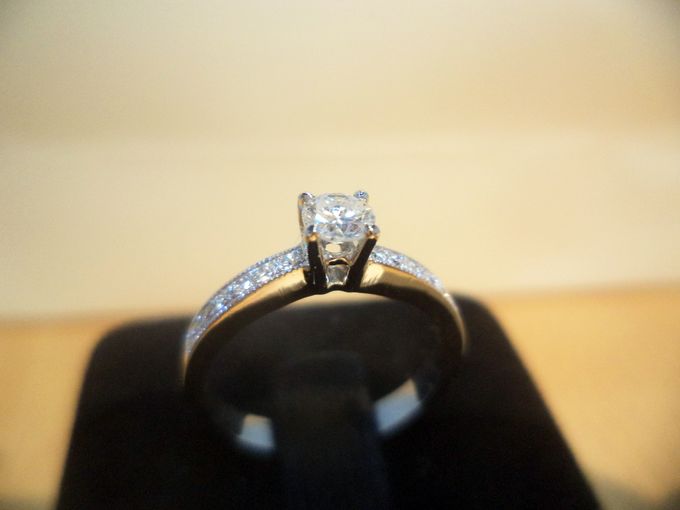 ETERNITY SOLITAIRE by Ivana Jewellery - 001 ETERNITY SOLITAIRE by Ivana Jewellery - 001