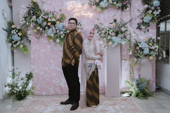 RIZKY & DITA Engagament Day by HENRY BRILLIANTO - 009