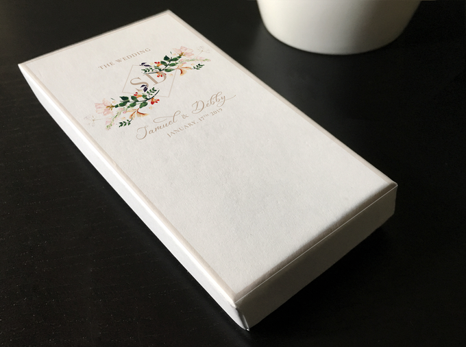 Plum Garden AngPao Envelope by Trouvaille Invitation - 001 Plum Garden AngPao Envelope by Trouvaille Invitation - 001