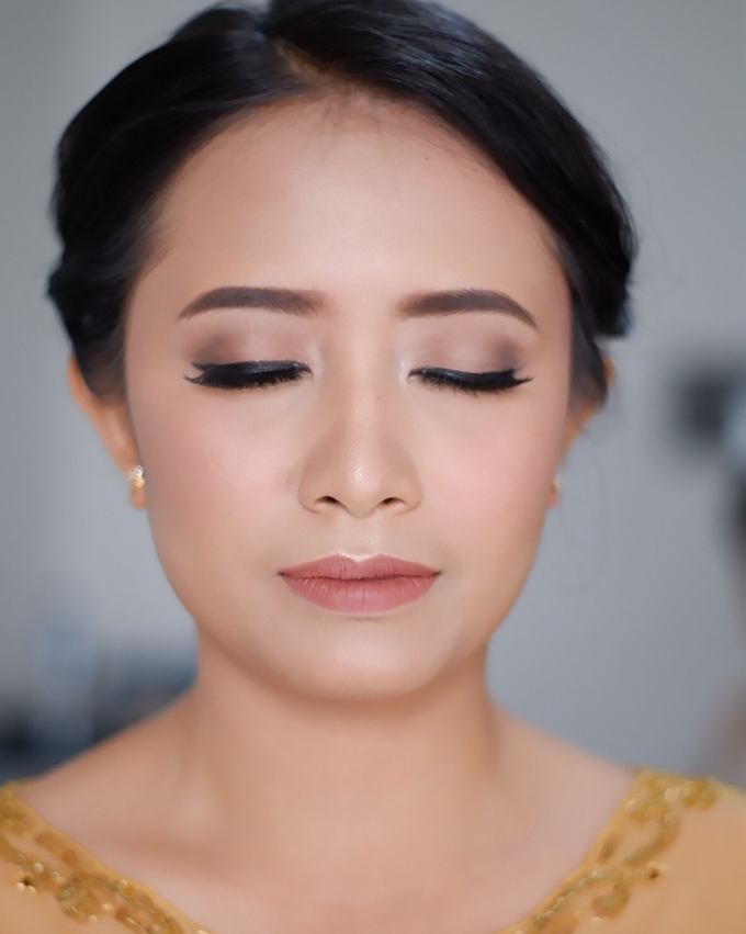 Bridesmaid Makeup 1 by Troy Makeup Artist - 032