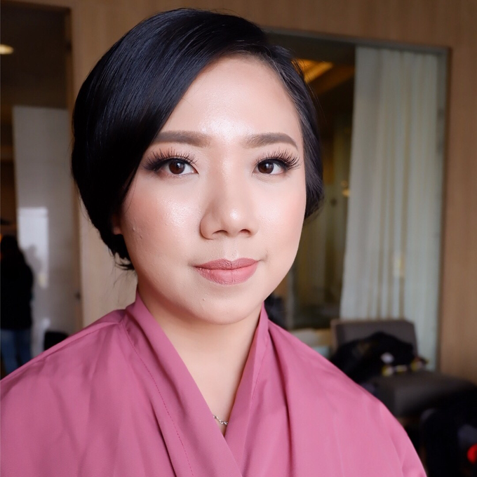 Bridesmaid Makeup 1 by Troy Makeup Artist - 049