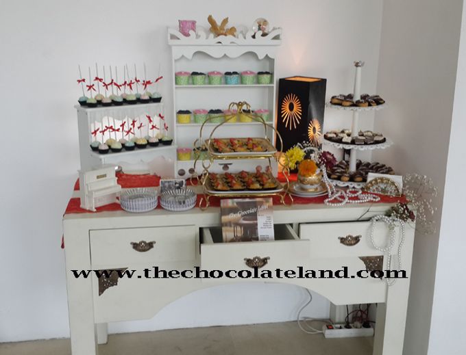 sweet corner for wedding and birthday by The Chocolate Land - 002