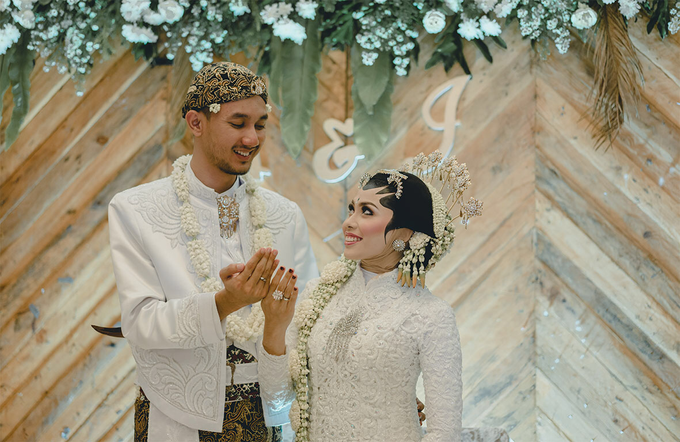 Ajeng & Indra by Uniqua stories - 003 Ajeng & Indra by Uniqua stories - 003