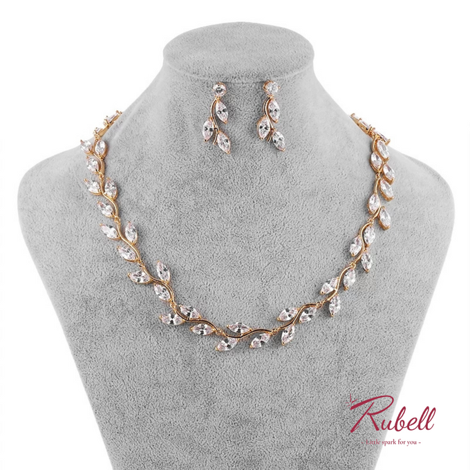 Sassy Jewel Set Rubell Jewelry Bridestory