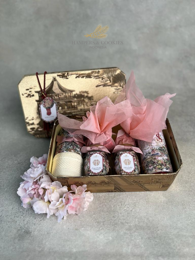 Sangjit/Teapai Hampers by Souvenir & Co - 014 Sangjit/Teapai Hampers by Souvenir & Co - 014