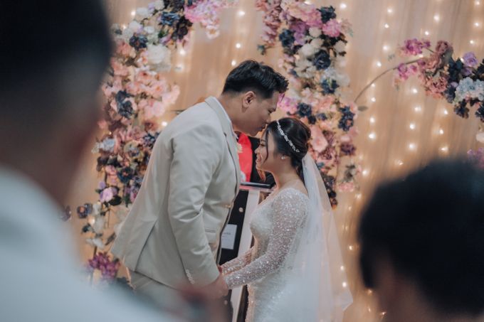 The Wedding Of Randy & Okta by Mercure Serpong Alam Sutera - 003