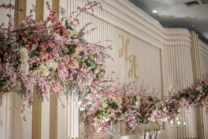 Hendrik & Andini Wedding Decoration by Valentine Wedding Decoration - 001 Hendrik & Andini Wedding Decoration by Valentine Wedding Decoration - 001
