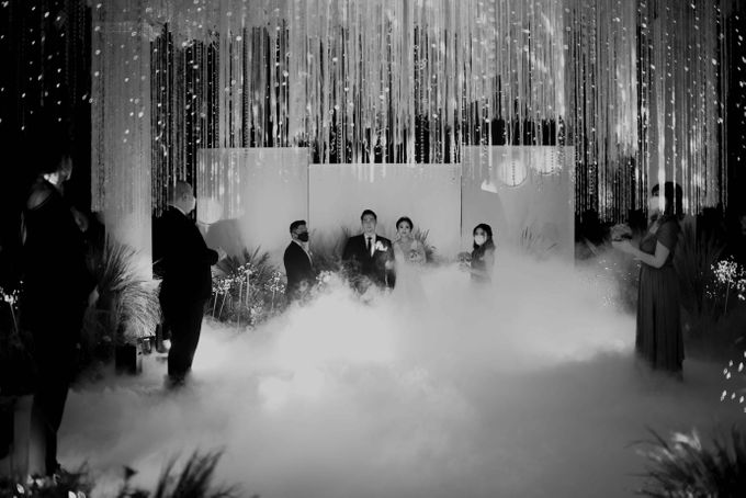 Satria & Lucy Wedding Decoration at Pullman Grand Ballroom, Bandung by Valentine Wedding Decoration - 020 Satria & Lucy Wedding Decoration at Pullman Grand Ballroom, Bandung by Valentine Wedding Decoration - 020