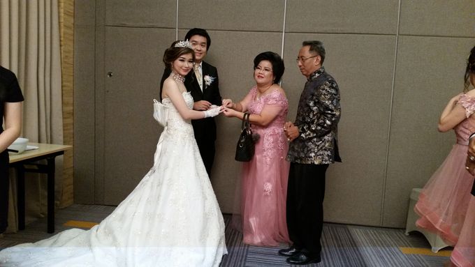 Wedding of William ♡ Winda 23 04 2017 by HARRIS Hotel & Conventions Gubeng - Surabaya - 002 Wedding of William ♡ Winda 23 04 2017 by HARRIS Hotel & Conventions Gubeng - Surabaya - 002