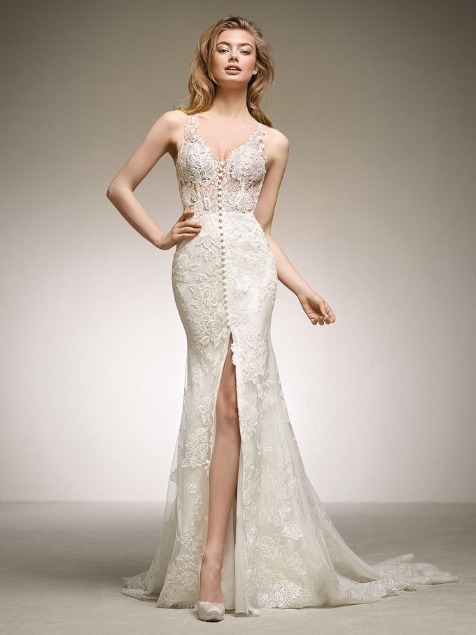Pronovias by DESIGNER BRIDAL ROOM - 031 Pronovias by DESIGNER BRIDAL ROOM - 031