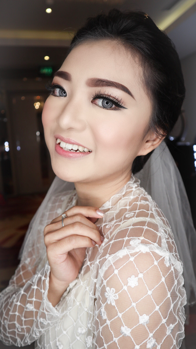 Ms. Nadia by Val Make Up Studio - 001