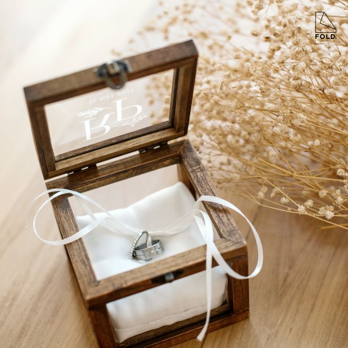 VALET by FOLD. - 032 VALET by FOLD. - 032