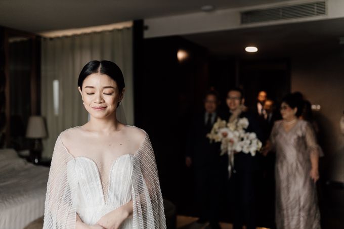Vania & Herman Wedding at Raffles Hotel Jakarta by AKSA Creative - 031 Vania & Herman Wedding at Raffles Hotel Jakarta by AKSA Creative - 031