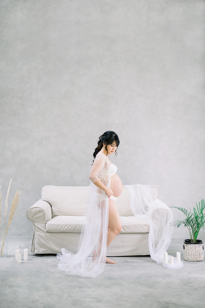 Maternity shoot Ms. Lavi by Vania Prasetya MUA - 002