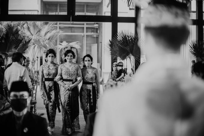 Vania & Bagus Wedding at The Dharmawangsa Hotel Jakarta by AKSA Creative - 019 Vania & Bagus Wedding at The Dharmawangsa Hotel Jakarta by AKSA Creative - 019