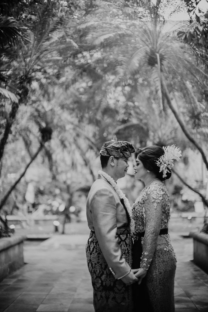 Vania & Bagus Wedding at The Dharmawangsa Hotel Jakarta by AKSA Creative - 025