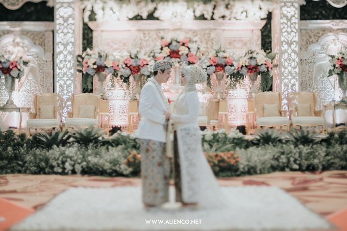 THE WEDDING OF ANGGI & iNDRA by alienco photography - 050