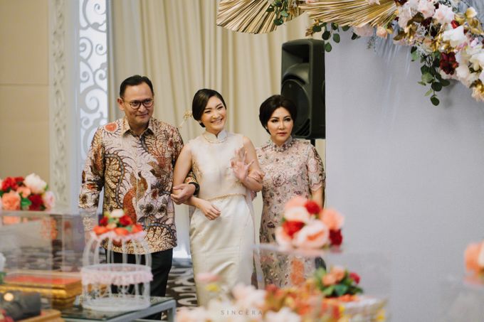 Vincent & Astrid Engagement by Femine Wiratno - 006 Vincent & Astrid Engagement by Femine Wiratno - 006