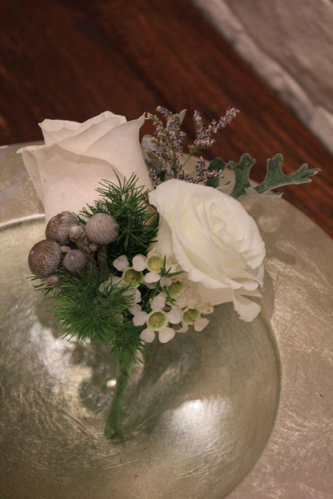 Corsage by defloriee flower boutique - 002 Corsage by defloriee flower boutique - 002