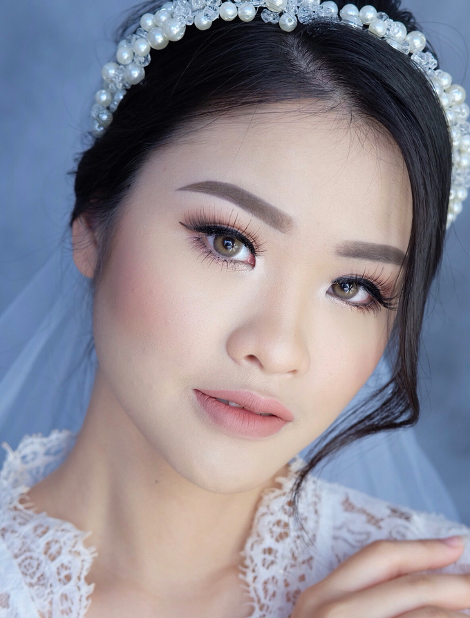 Bride Ms Evelyn by Verena Makeup Artist - 003