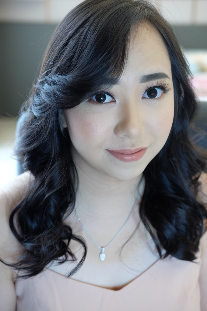 Bride-to-be by Verena Makeup Artist - 001 Bride-to-be by Verena Makeup Artist - 001