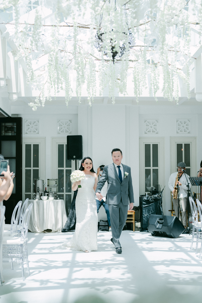 Extraordinary Day of Hendri & Emily by Jean Tirtamarta - 007