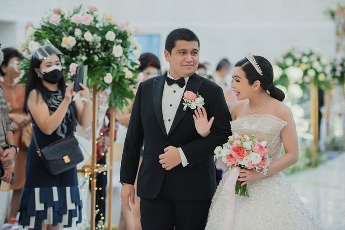 Menara Mandiri - New Normal Wedding Decoration of Vincent and Beatrice by IKK Wedding Venue - 005 Menara Mandiri - New Normal Wedding Decoration of Vincent and Beatrice by IKK Wedding Venue - 005