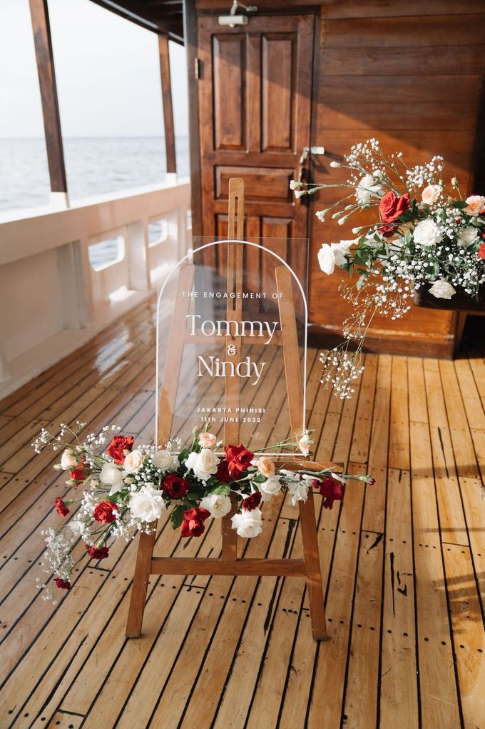 RED RUSTIC ENGAGEMENT AT JAKARTA PHINISI by Silverdust Decoration - 011 RED RUSTIC ENGAGEMENT AT JAKARTA PHINISI by Silverdust Decoration - 011