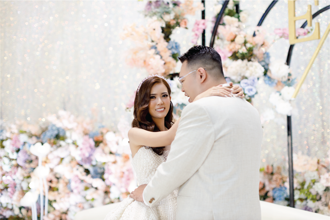 Vincent & Millah Wedding Decoration at Intercontinental Ballroom by Testimo Wedding Planner & Organizer - 031 Vincent & Millah Wedding Decoration at Intercontinental Ballroom by Testimo Wedding Planner & Organizer - 031