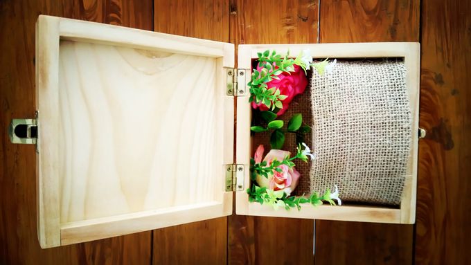 Custom Wooden Ring Box by SG Craft - 007 Custom Wooden Ring Box by SG Craft - 007