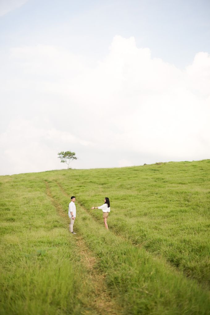Minangkabau Couple Session of Tere and Bona by Vanilla Latte Fotografia - 035 Minangkabau Couple Session of Tere and Bona by Vanilla Latte Fotografia - 035