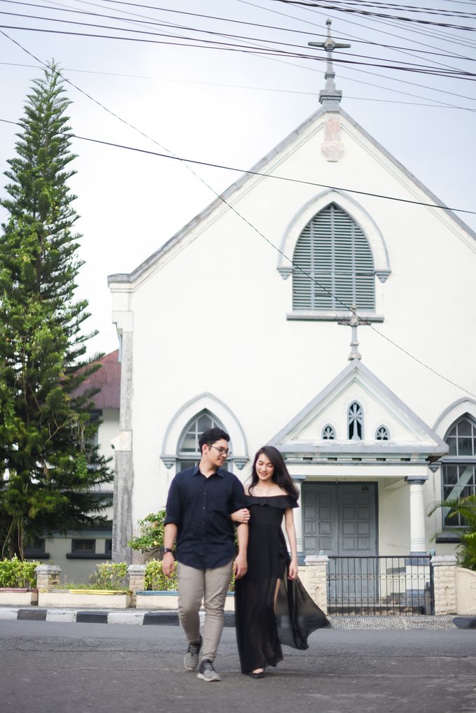 Minangkabau Couple Session of Tere and Bona by Vanilla Latte Fotografia - 046 Minangkabau Couple Session of Tere and Bona by Vanilla Latte Fotografia - 046