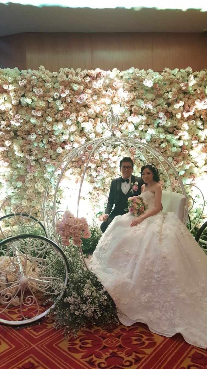 The Wedding of Fandy & Sharon by FIVE Seasons WO - 005 The Wedding of Fandy & Sharon by FIVE Seasons WO - 005