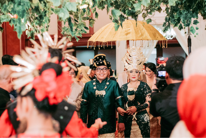 The Wedding of Fikri & Sandra by Voyage Entertainment - 001 The Wedding of Fikri & Sandra by Voyage Entertainment - 001
