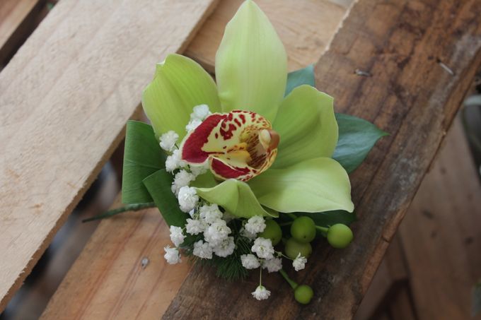 Corsage by defloriee flower boutique - 007 Corsage by defloriee flower boutique - 007