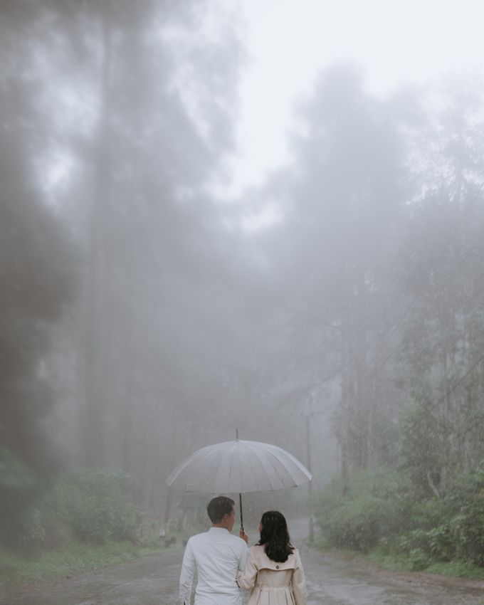 Prewedding Ufinta & Dimas by momentfromus - 010 Prewedding Ufinta & Dimas by momentfromus - 010
