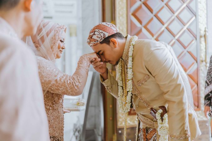 Wedding Astri & Alin by momentfromus - 009 Wedding Astri & Alin by momentfromus - 009