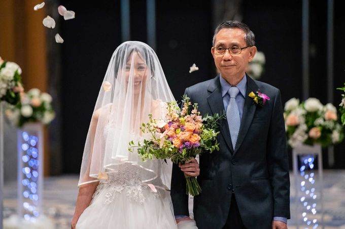 Hilton Wedding - Wang Xun & Lena by GrizzyPix Photography - 006