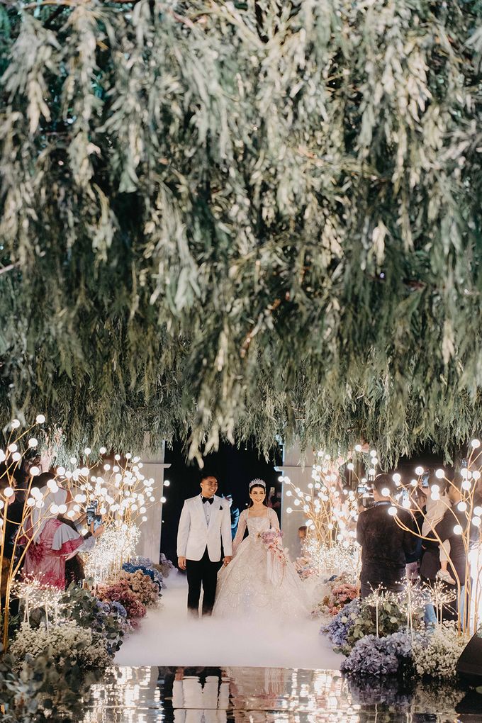 Afina & Livaldy Wedding Decoration at Intercontinental PIM Jakarta by naura wedding organizer - 023 Afina & Livaldy Wedding Decoration at Intercontinental PIM Jakarta by naura wedding organizer - 023