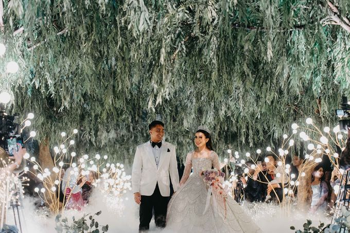 Afina & Livaldy Wedding Decoration at Intercontinental PIM Jakarta by naura wedding organizer - 028 Afina & Livaldy Wedding Decoration at Intercontinental PIM Jakarta by naura wedding organizer - 028