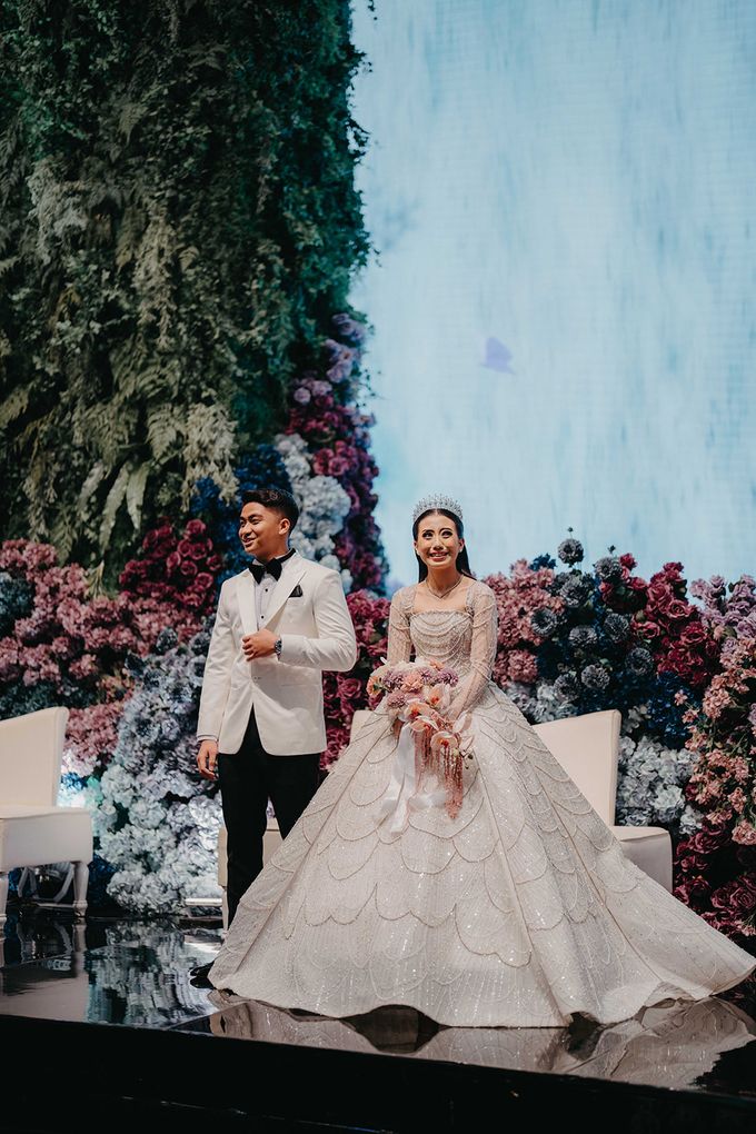 Afina & Livaldy Wedding Decoration at Intercontinental PIM Jakarta by naura wedding organizer - 038 Afina & Livaldy Wedding Decoration at Intercontinental PIM Jakarta by naura wedding organizer - 038