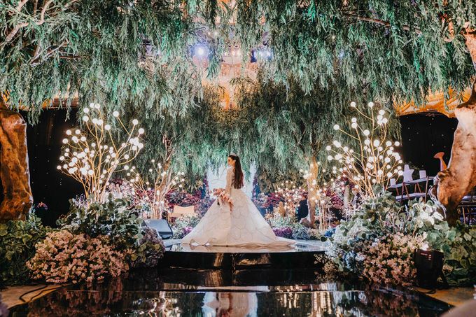 Afina & Livaldy Wedding Decoration at Intercontinental PIM Jakarta by naura wedding organizer - 046 Afina & Livaldy Wedding Decoration at Intercontinental PIM Jakarta by naura wedding organizer - 046