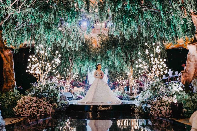 Afina & Livaldy Wedding Decoration at Intercontinental PIM Jakarta by naura wedding organizer - 047 Afina & Livaldy Wedding Decoration at Intercontinental PIM Jakarta by naura wedding organizer - 047