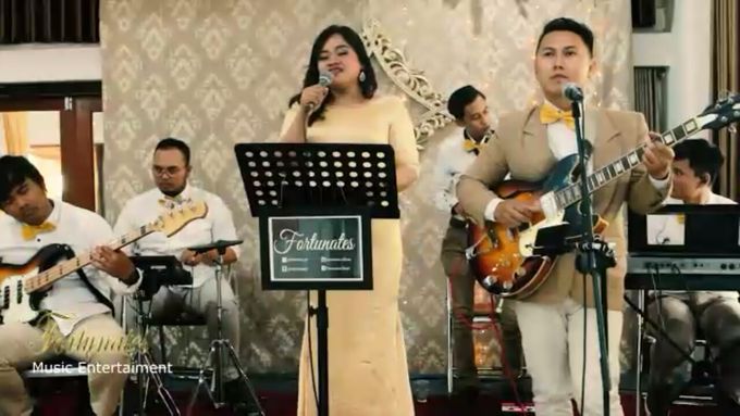 wedding gilang dan mutiara by Fortunates  Music Entertaimanet - 003