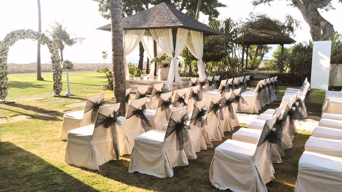 Garden & Beach Wedding by Holiday Inn Resort Baruna Bali - 028