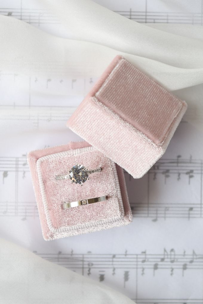 Basic Wedding Ring Box by L'AMORE - 002 Basic Wedding Ring Box by L'AMORE - 002